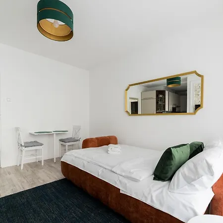 Sikorskiego Signature By Bookinghost Apartamento